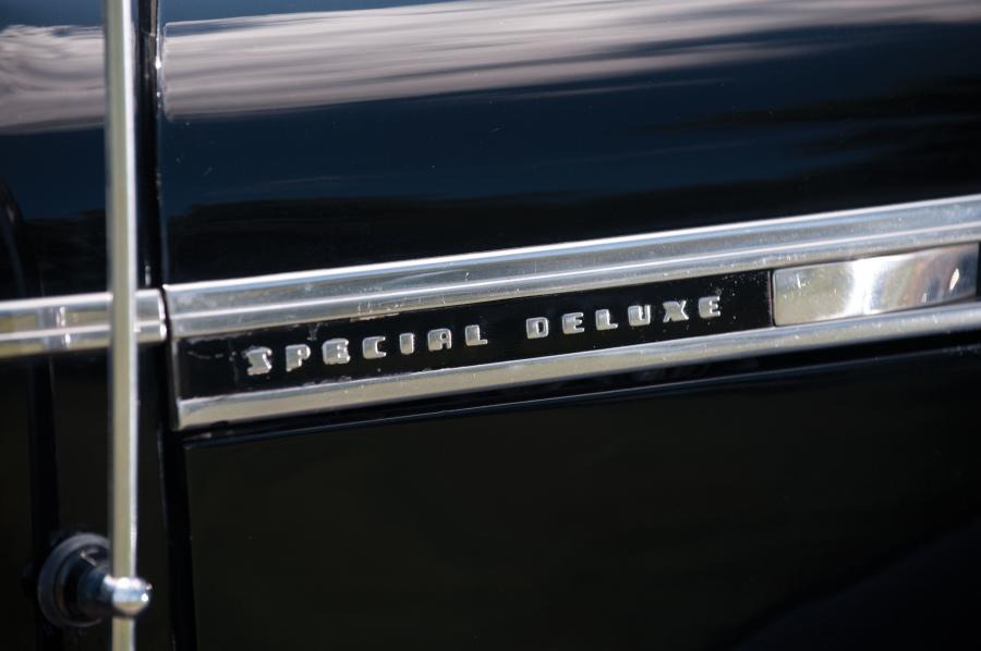  Chevrolet Special DeLuxe Convertible Coupe 1940 года  (фото 46 из 52)